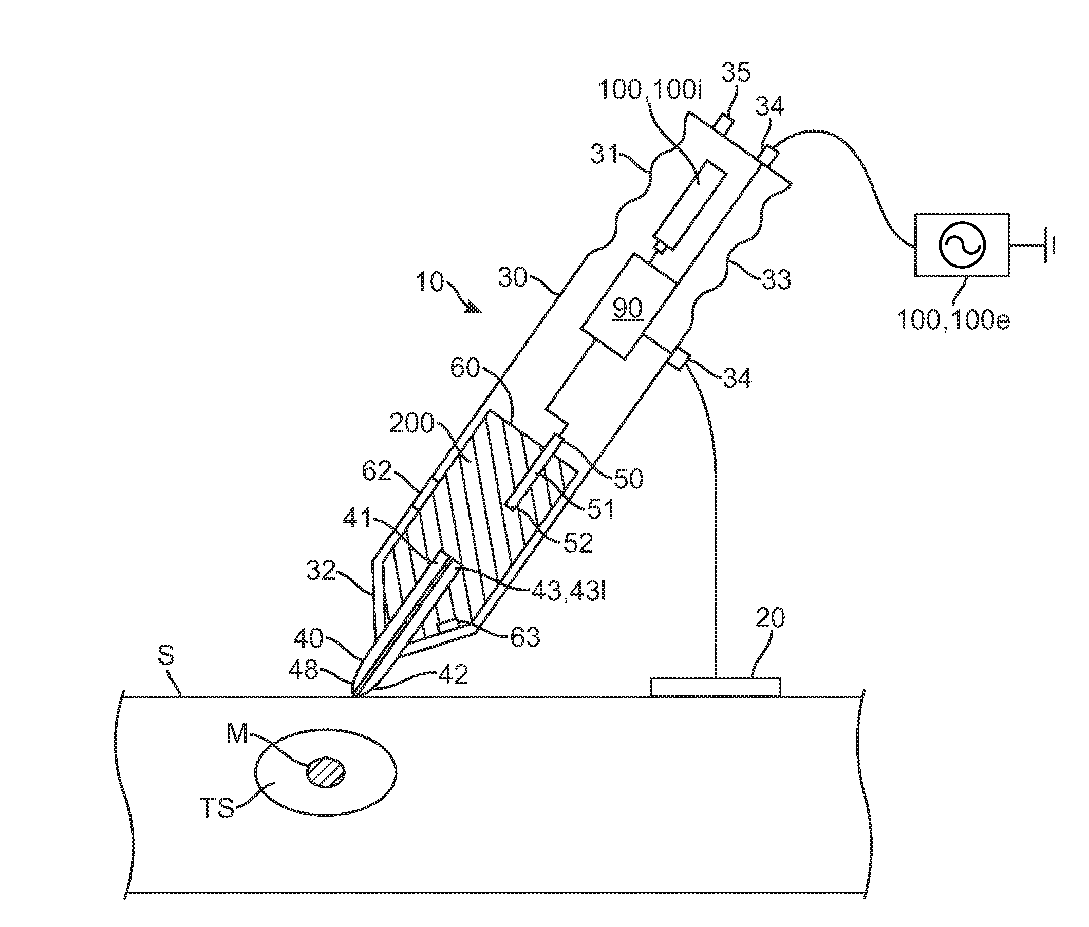 Iontophoretic apparatus and method for marking of the skin