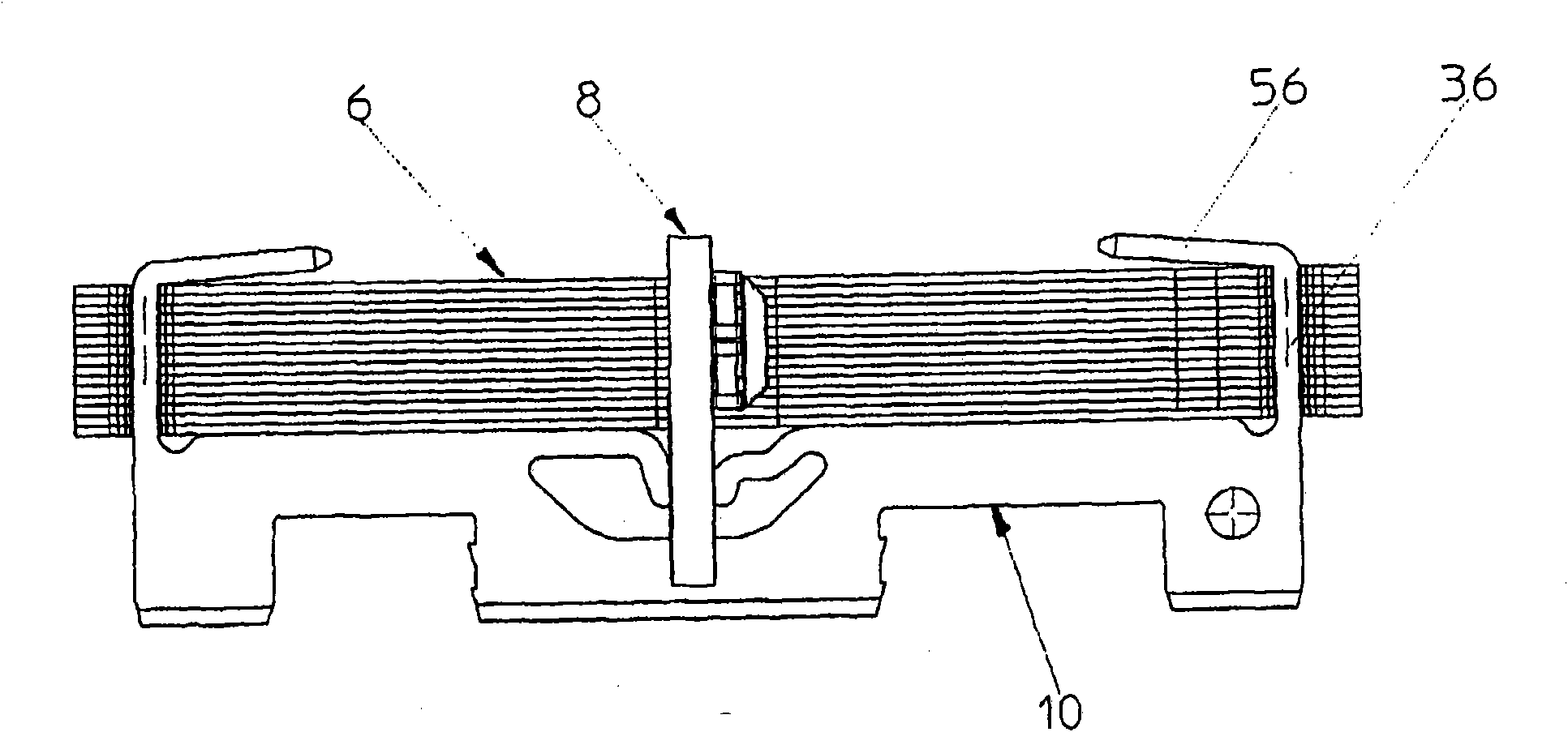 Current sensor with laminated magnetic core