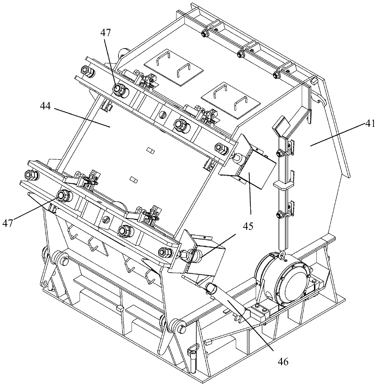 Mobile crusher for building waste