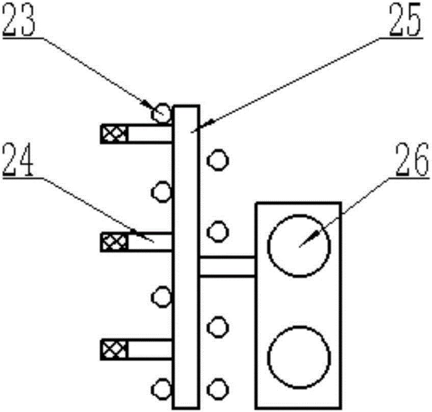 Pig feed smashing and drying device