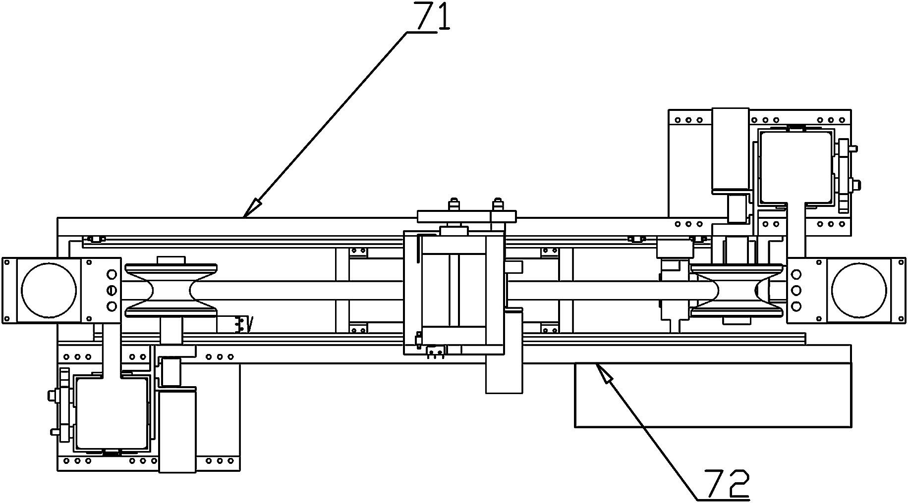 Robot for automatically deicing for power transmission line