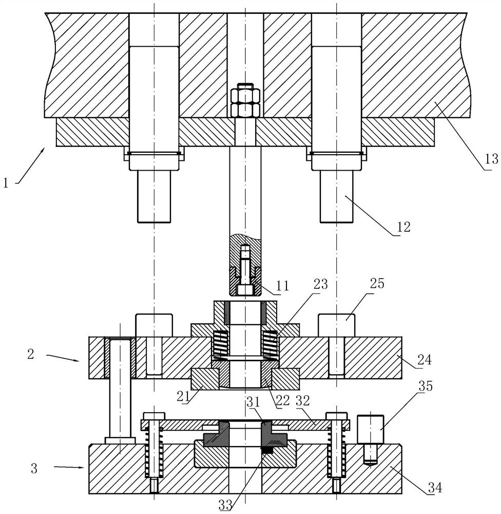 Compound die for cup punching for steel shell