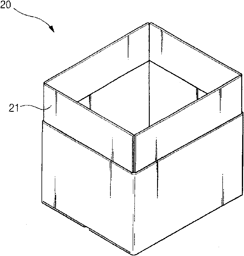 Wrapping/packing paper, corrugated board box, and method of manufacturing improved base paper