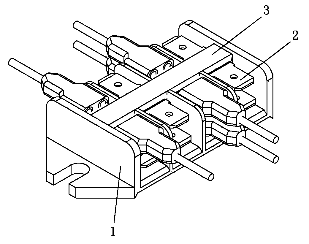 Connecting terminal capable of being installed and used conveniently