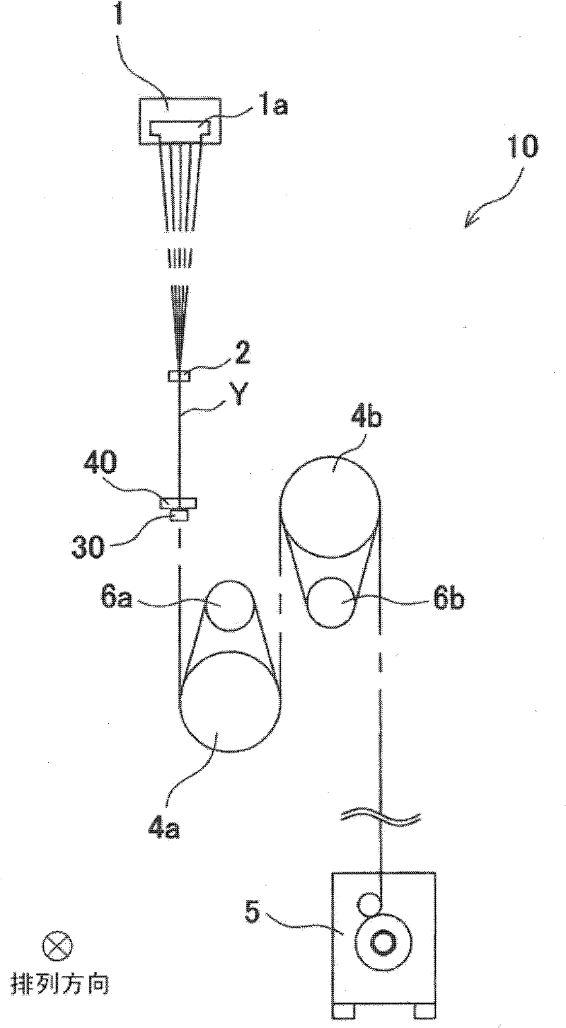 Yarn cutting-sucking device and spinning winder