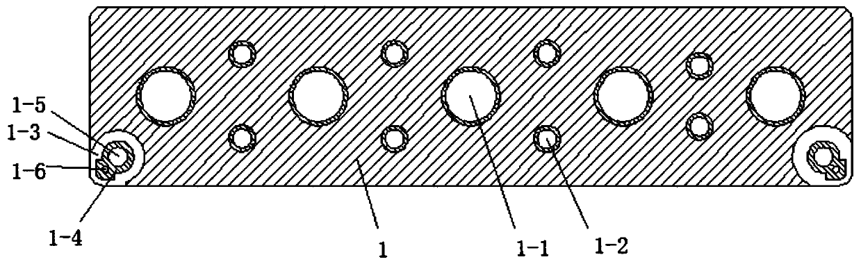 Folding structure adjustable window dielectric filter