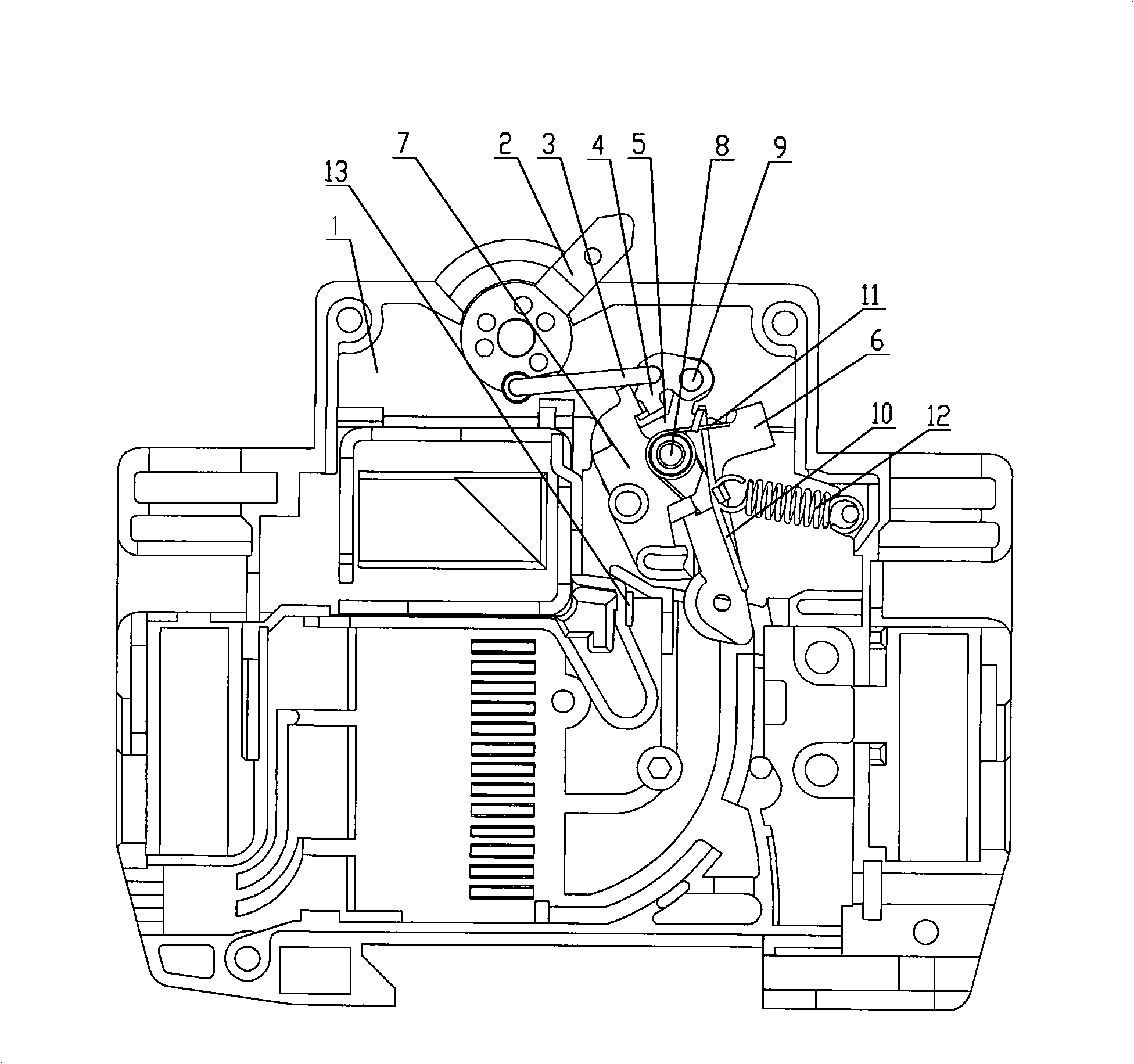 Operating mechanism of automatically jumping small circuit breaker