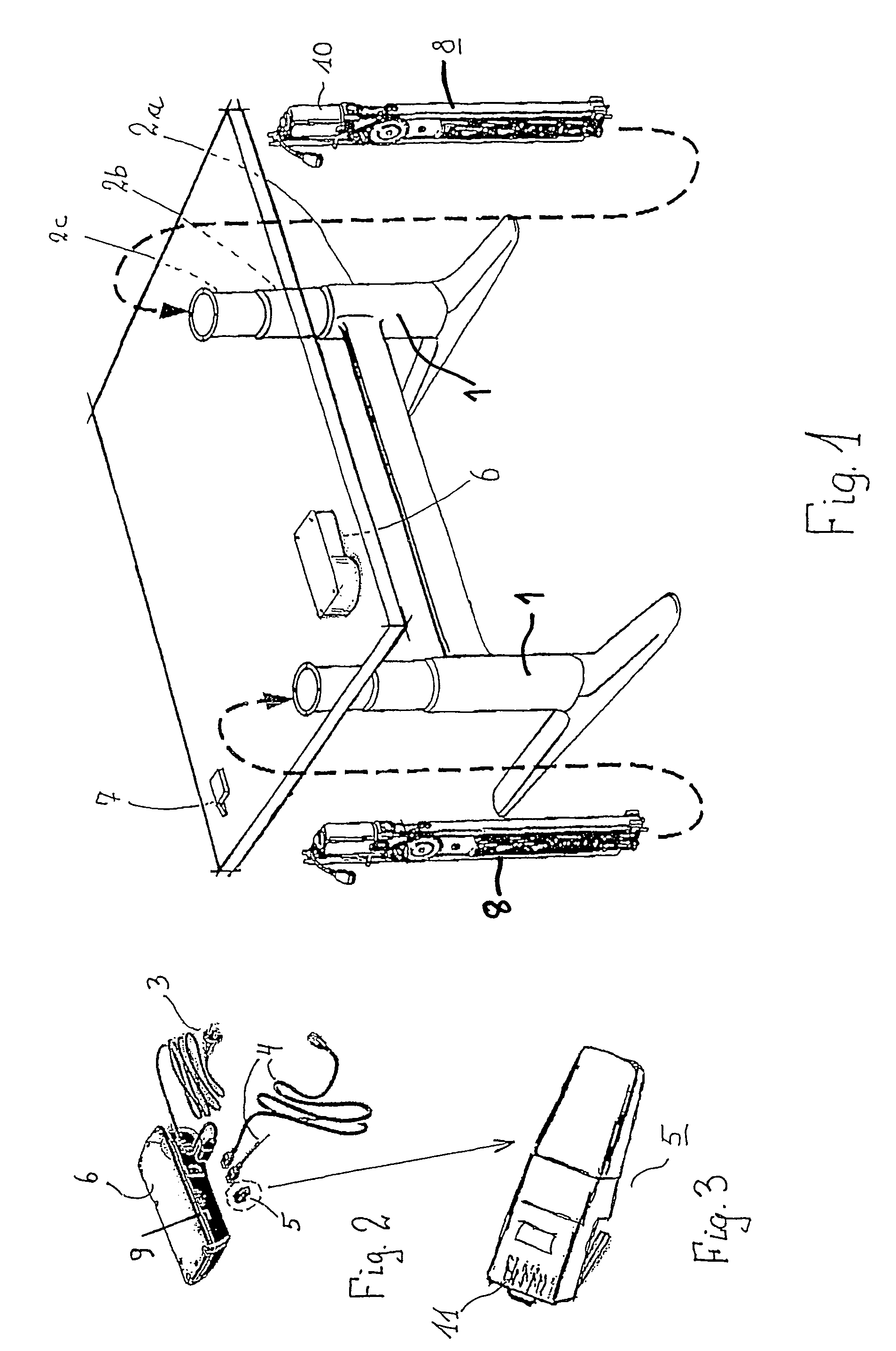 Article of furniture, in particular a sitting/standing table