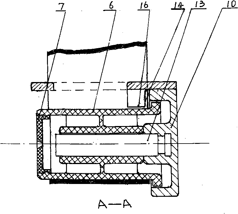 Rotary lower leather apron tension bracket device of ring spinning machine