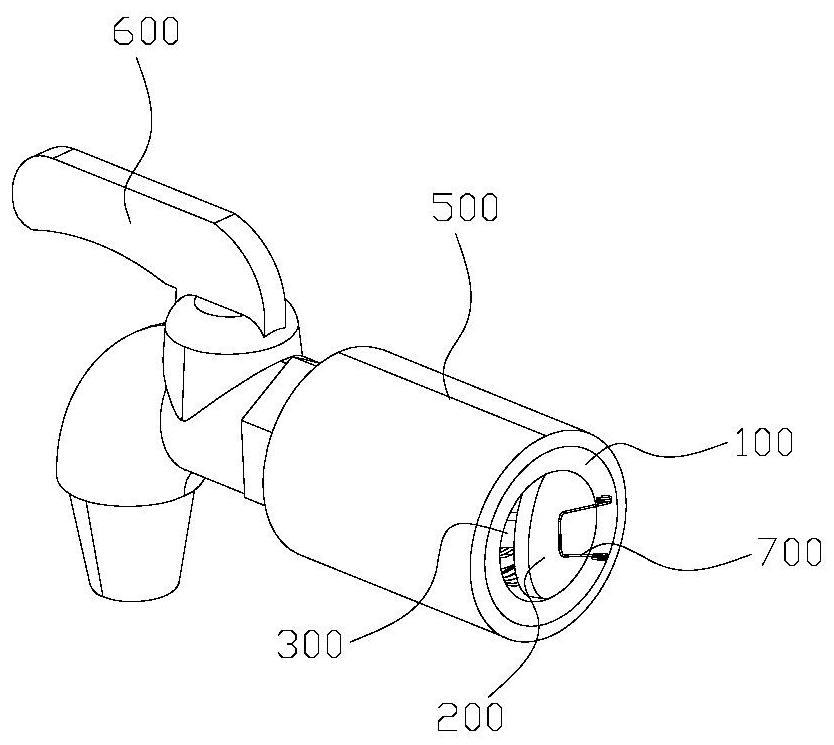 Automatic pipeline cut-off device free of raw material tape winding