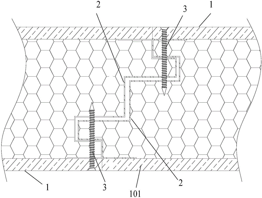 Structure and method of self-fit splicing for assembled walls