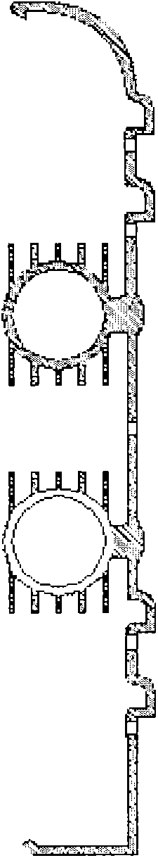 Skirting line type radiator capable of reinforcing convective heat exchange