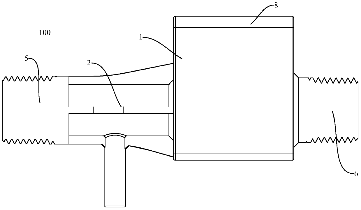 An overflowing type electrolysis sterilization device and a household electric appliance with the same