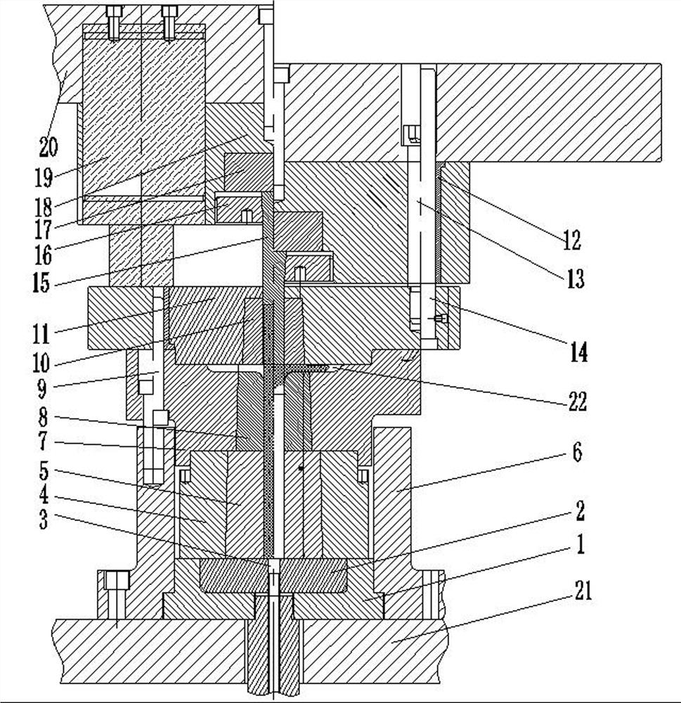 A male shaft processing method and mold for an intermediate shaft of an automobile steering system