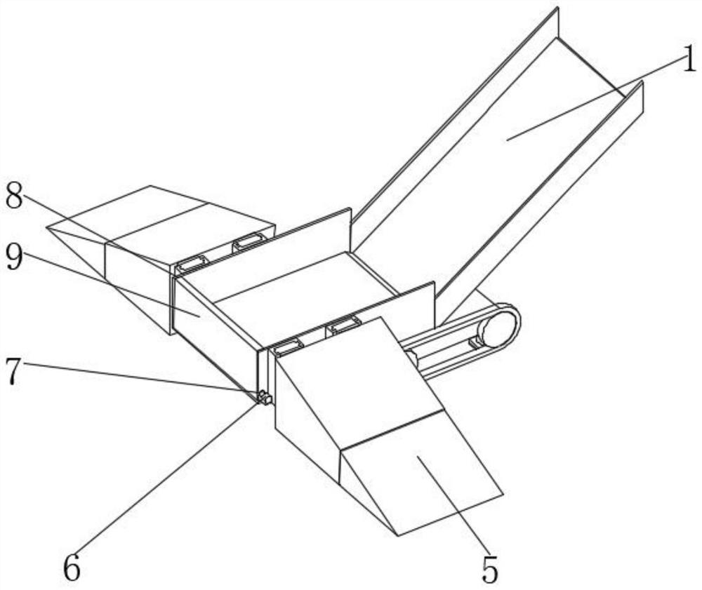 Movable ground surface feeding machine with plate chain structure