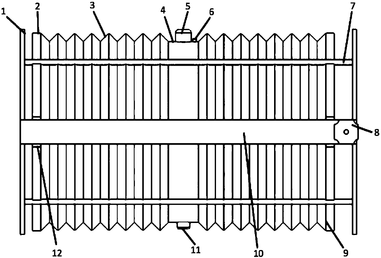 Automatic oscillation-proof liquid box of plant protection machine