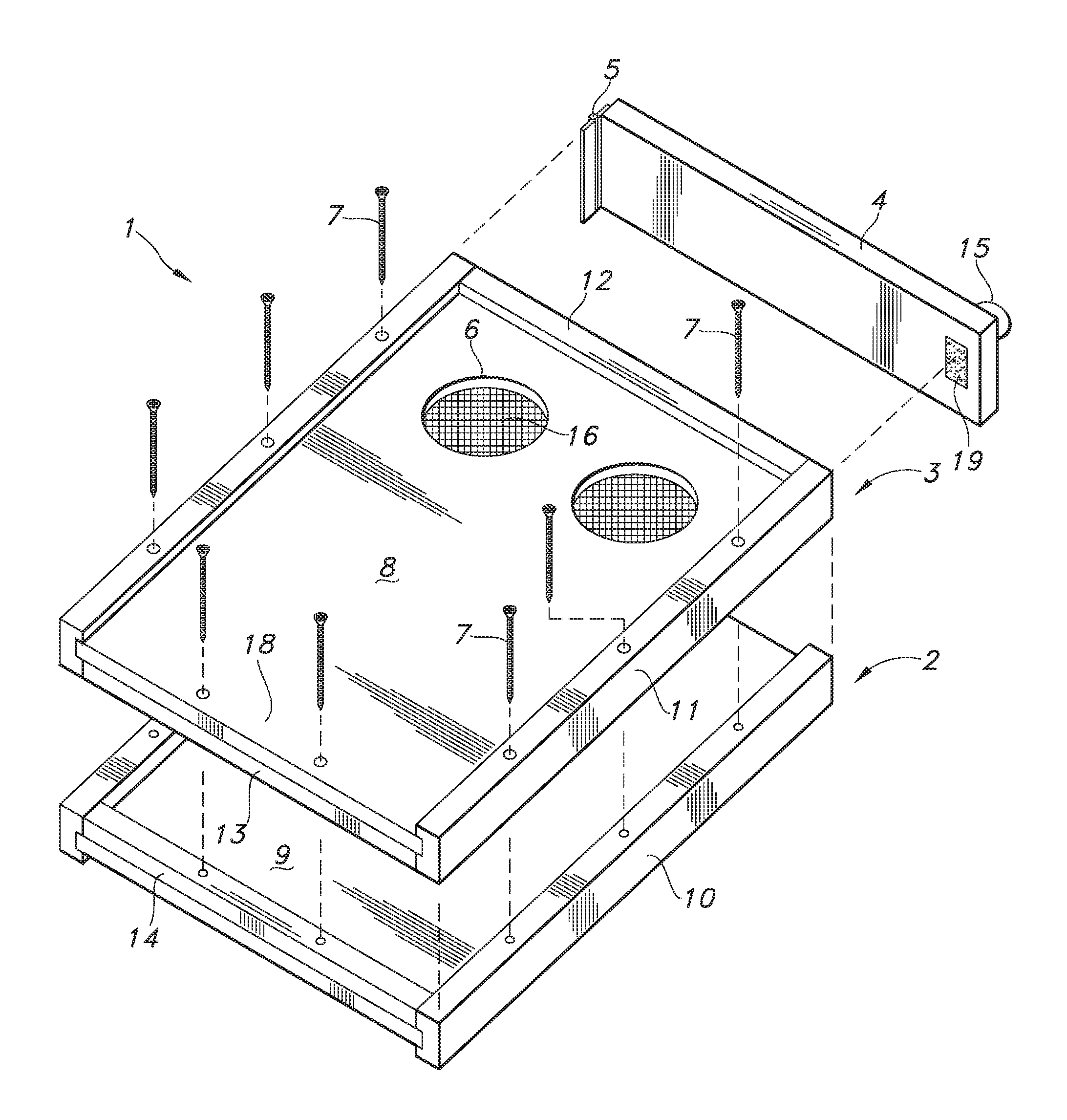 Hygienic honey bee bottom board