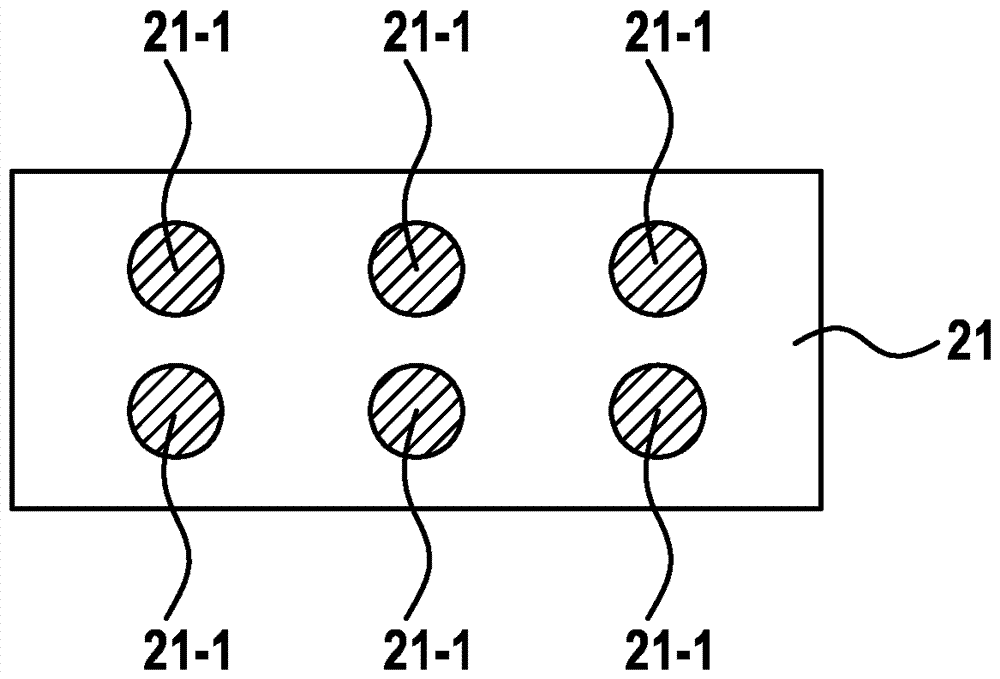 Apparatus and method for electrically connecting a charging station to a charging socket of a vehicle