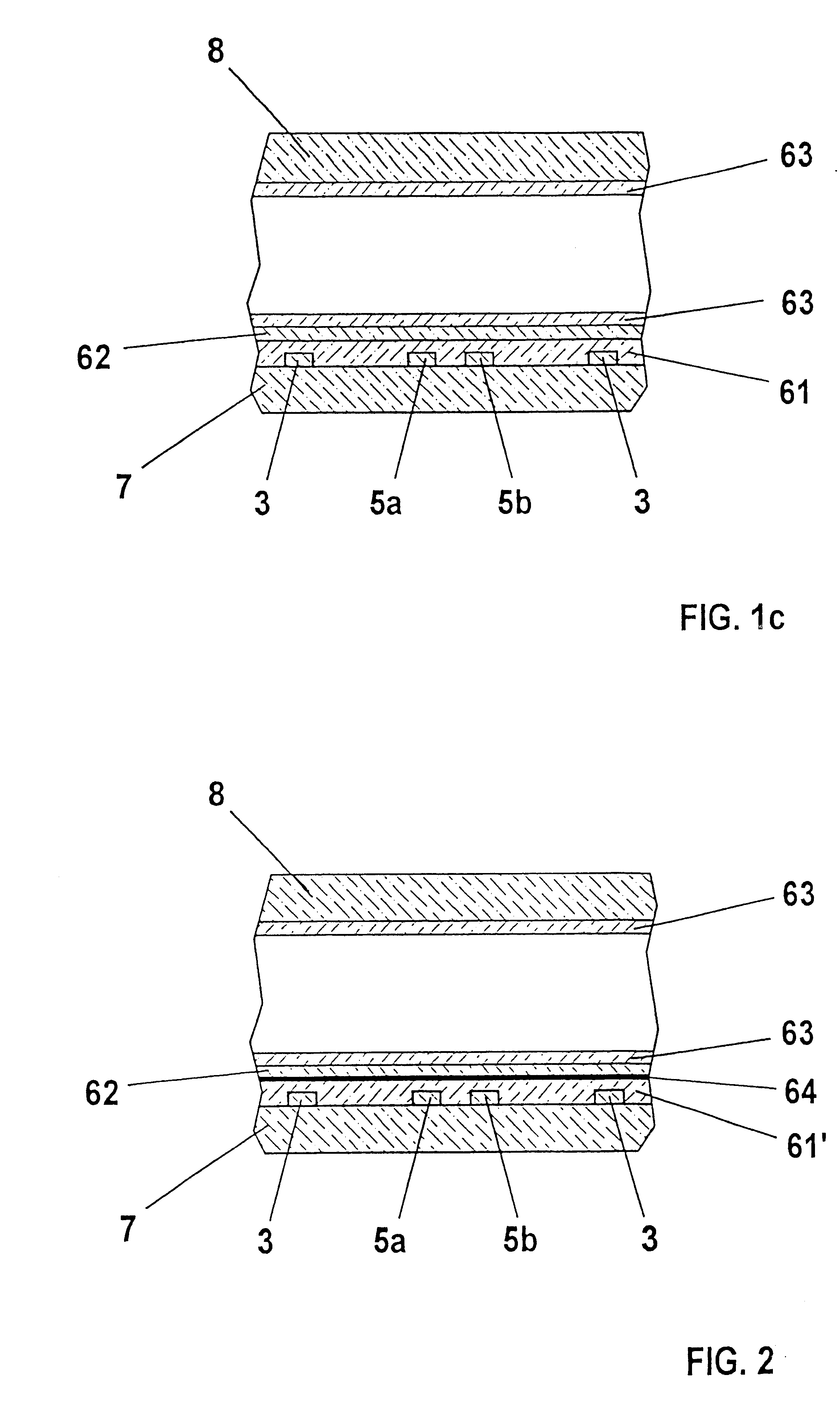 Discharge lamp with dielectrically impeded electrodes