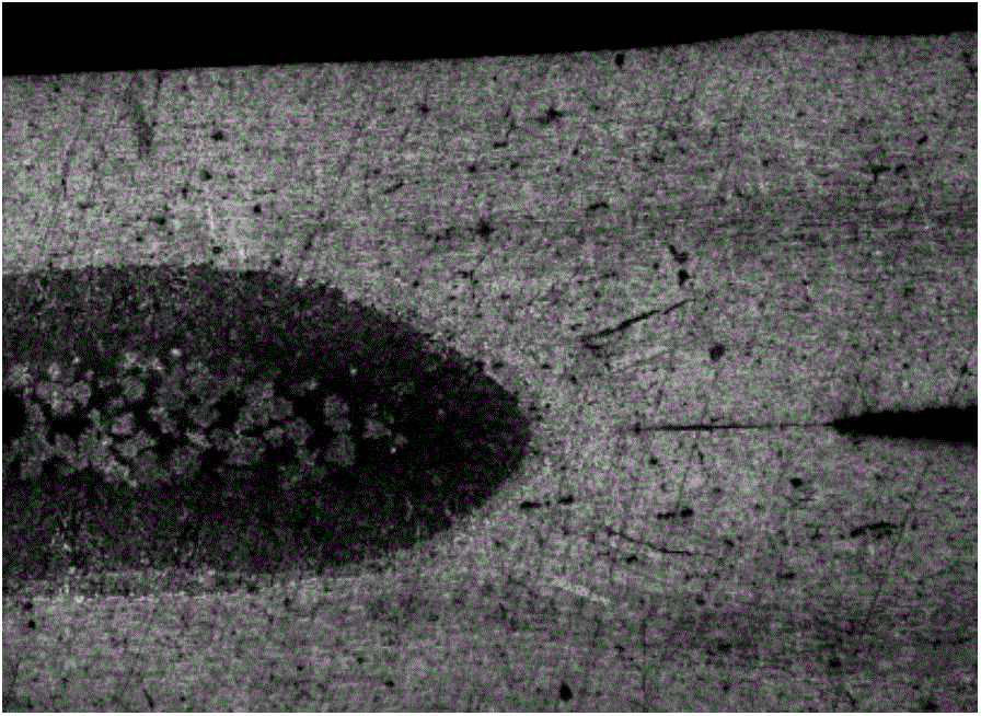 An electrode for suppressing cracks in aluminum alloy resistance spot welding