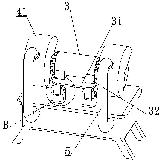 Dust-free polishing device for castings