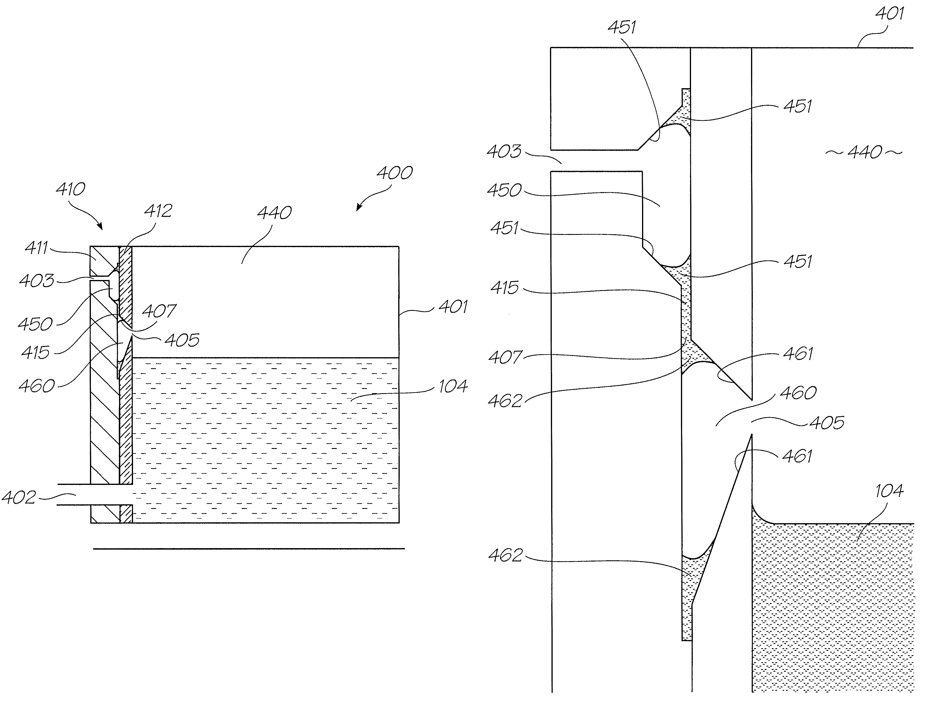 Ink pressure regulator with improved liquid retention in regulator channel