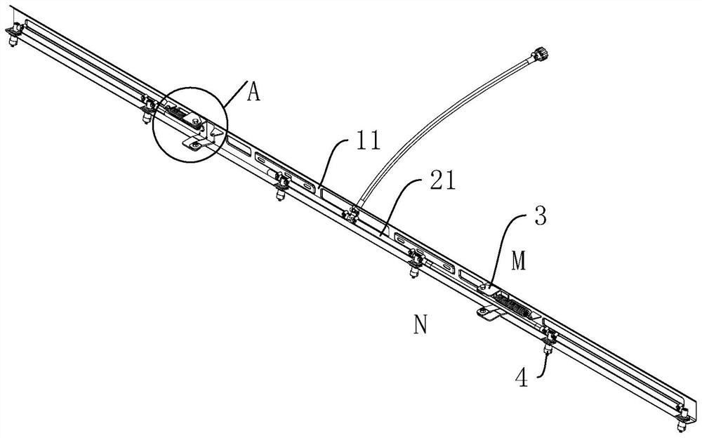 Spraying device of foldable sprayer