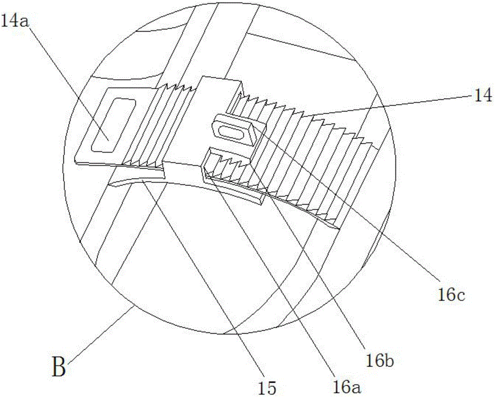 Foot shackle for telegraph pole climbing and using method thereof