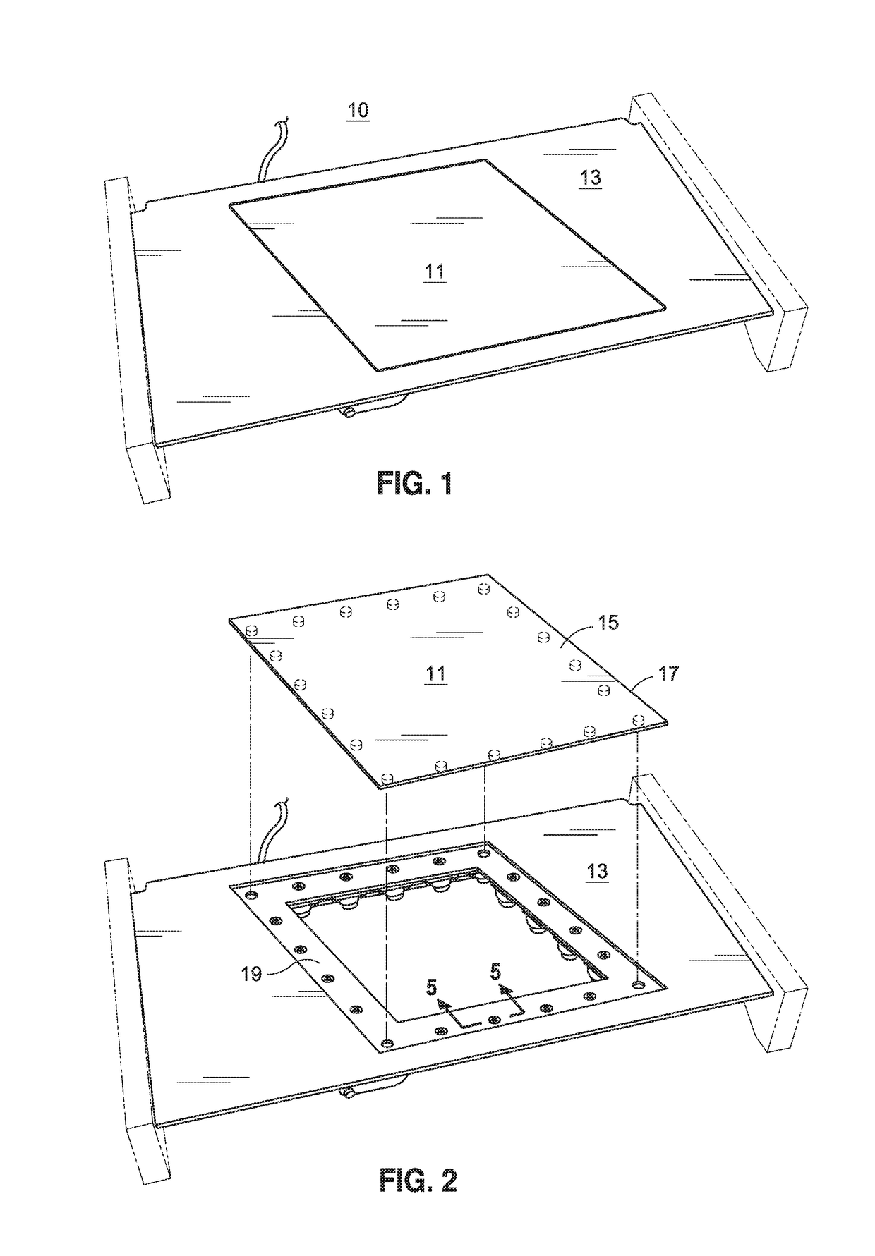 Pneumatic fastening for fastening a surface paneling to an aircraft surface