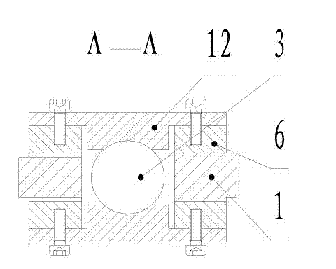 Sensing device for carrying out real-time monitoring on load bearing of single-rope winding hoisting system