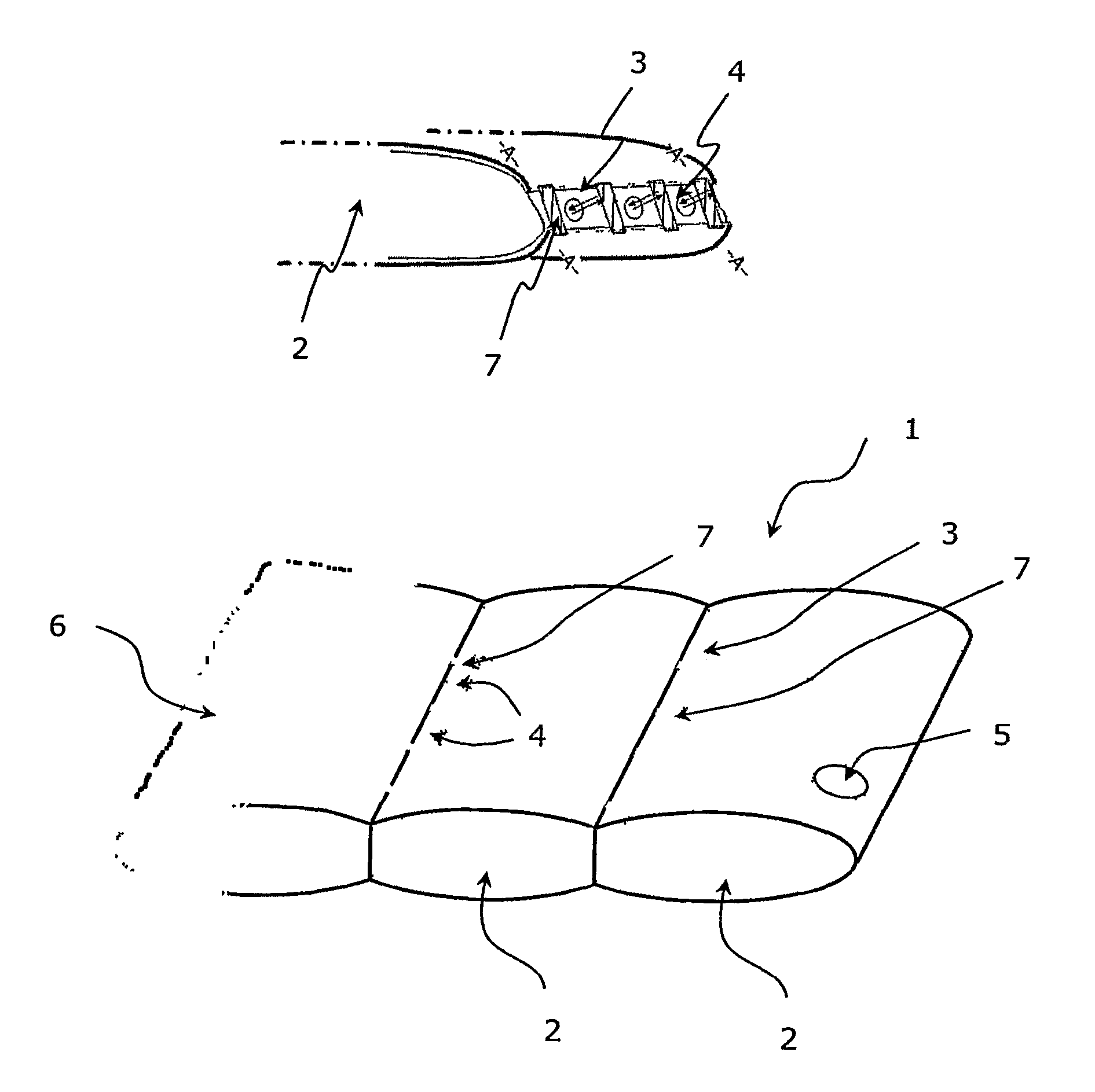 Wave preventing flexible tank for liquids