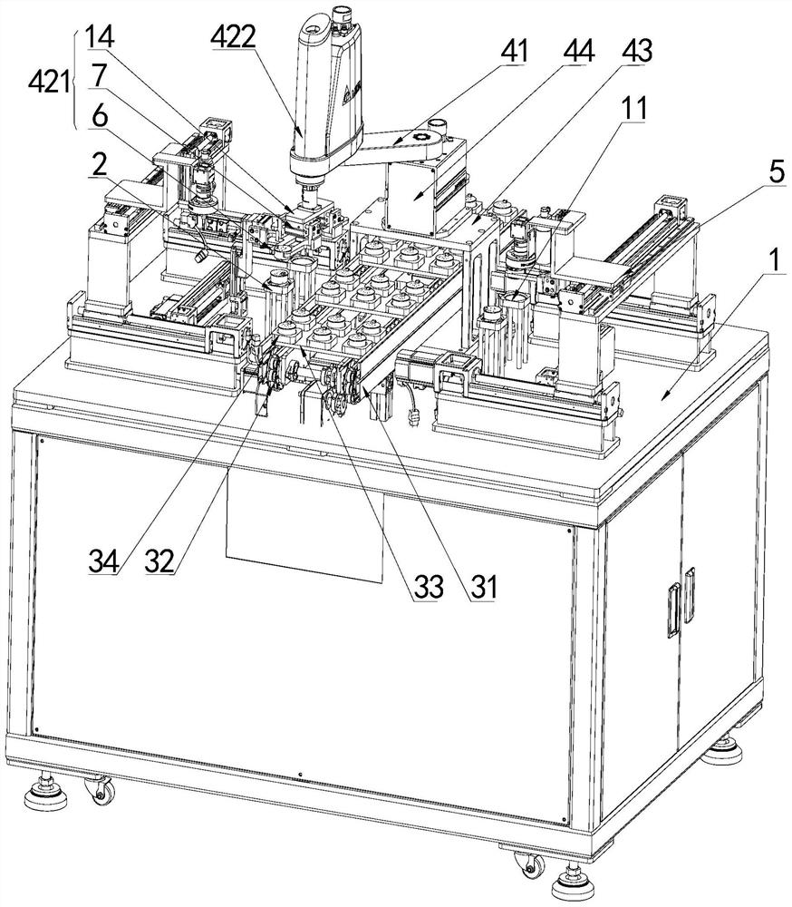 Die bonder and semiconductor device packaging method thereof