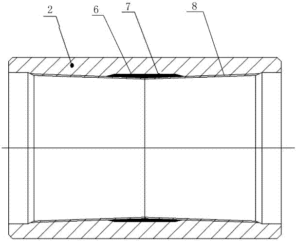 Inner spray welding anticorrosive wear resistant oil pipe and machining method and machining device