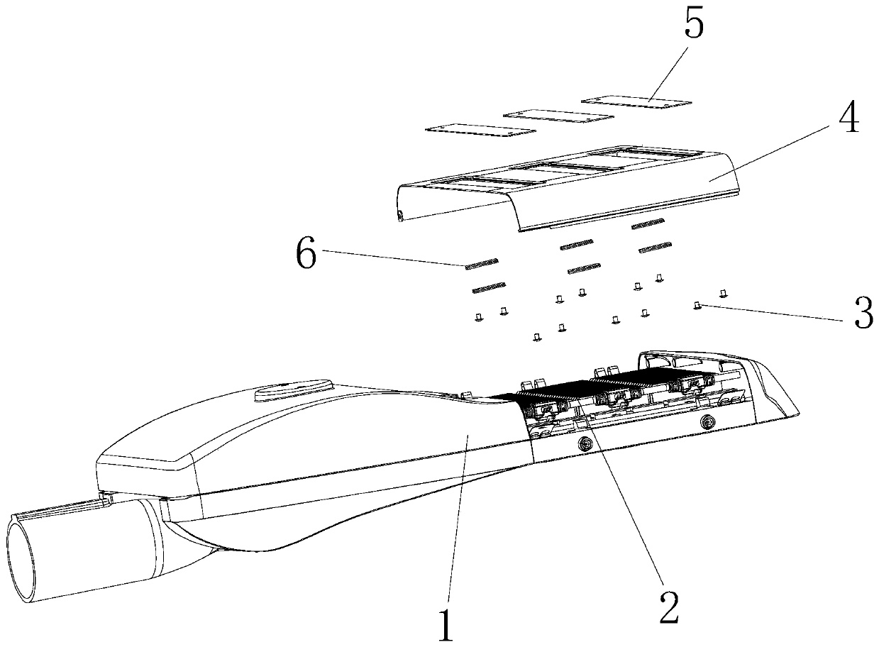 Dustproof cover with louver capable of being automatically opened under heat and implementation method of dustproof cover