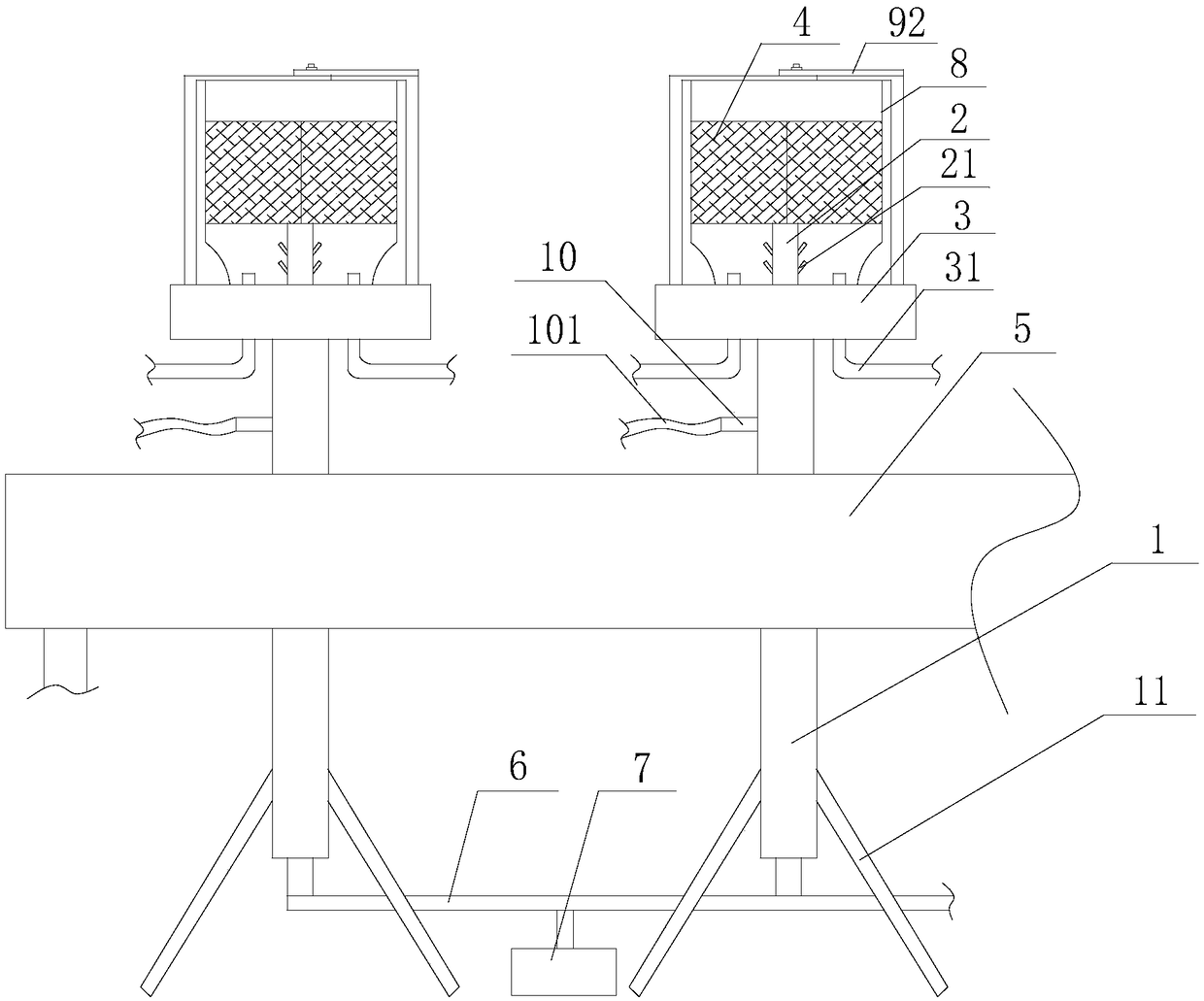 Medicament bottle cleaning method capable of improving cleaning effect