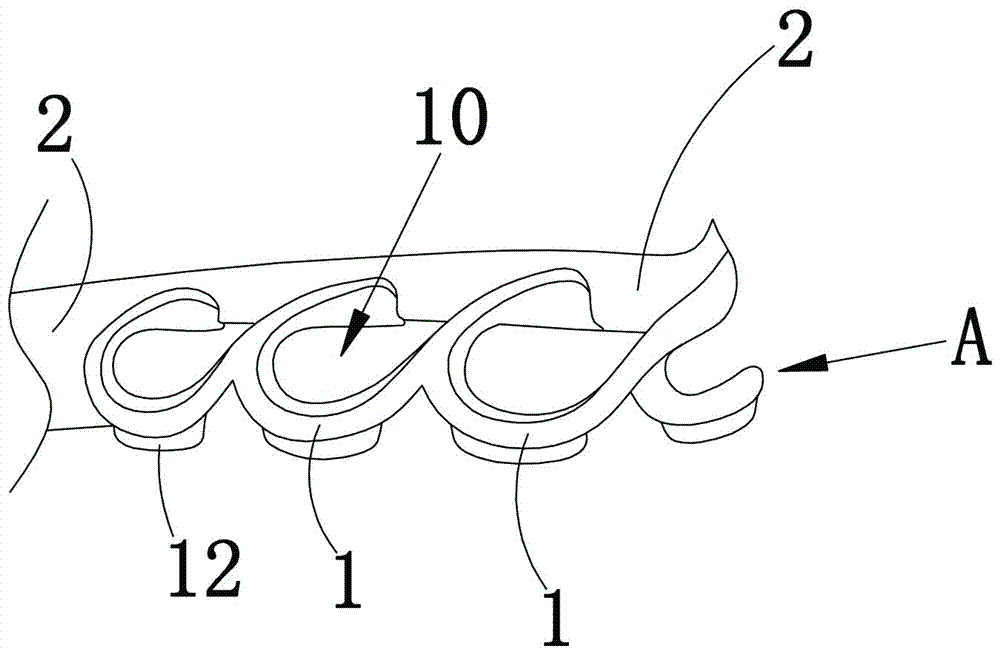 Rebound booster for the heel of the sole