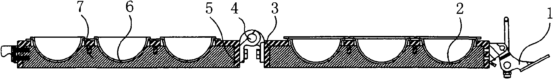 Polyurethane foam forming mould and manufacturing method of mould cavities