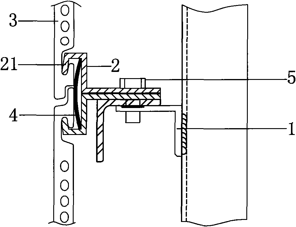 Hanging structure of clay plate curtain wall