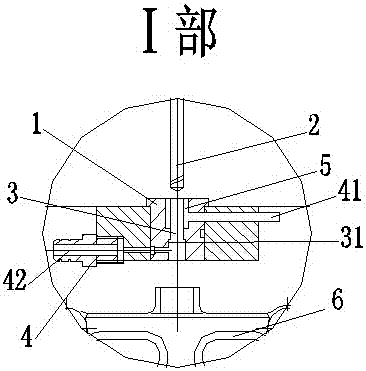 Novel cutting liquid cooling device for lower yoke plate drilling