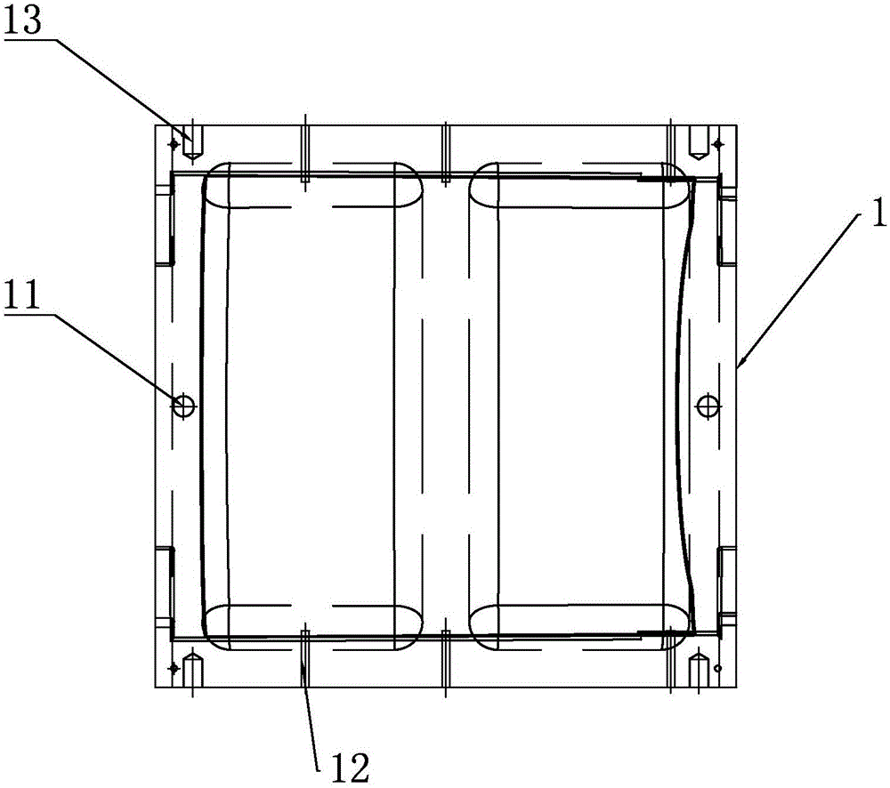 Thermal creeping forming method for machining of titanium alloy cover of weight reduction tank