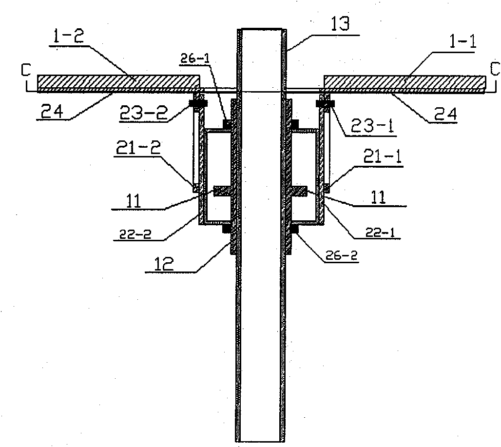 High-power half axle gear depression-angle tracking three-dimensional solar lighting device