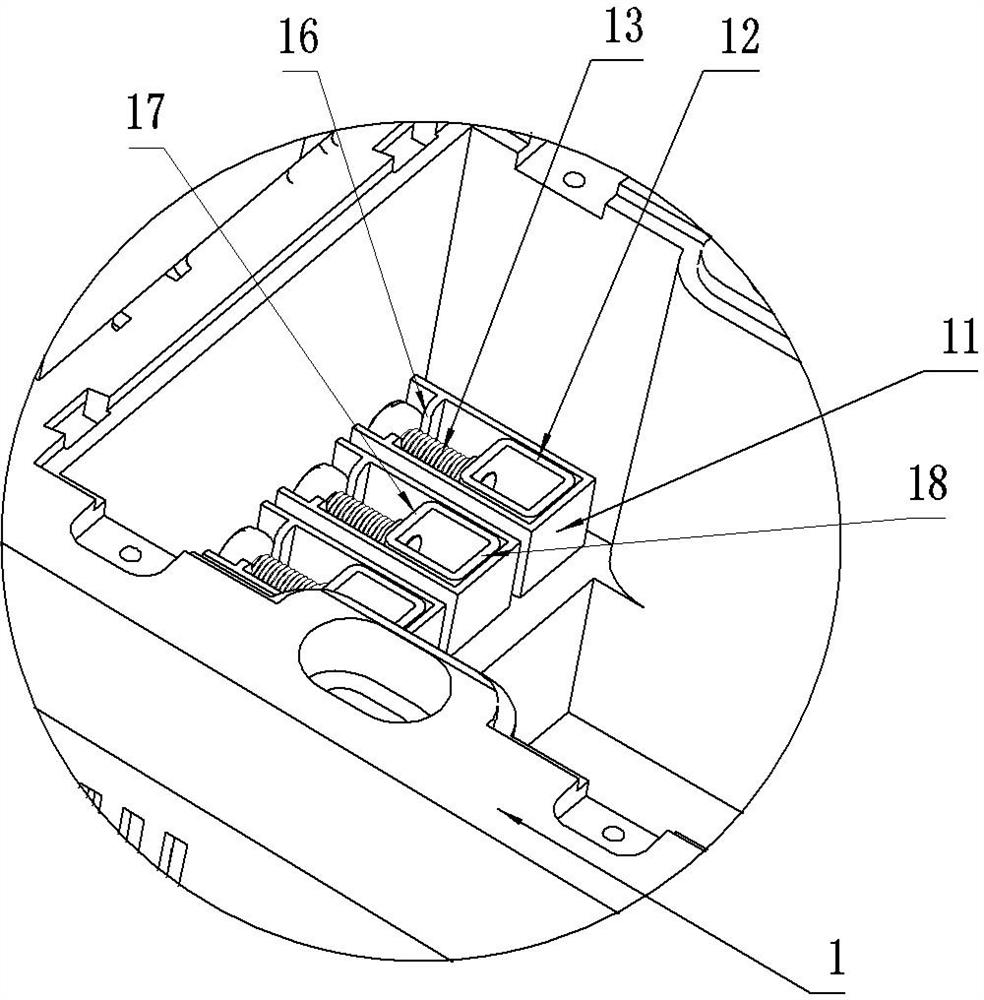 The structure of the incoming line of the socket