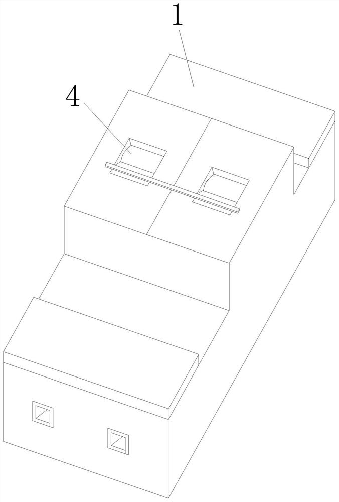 A circuit breaker opening and closing device