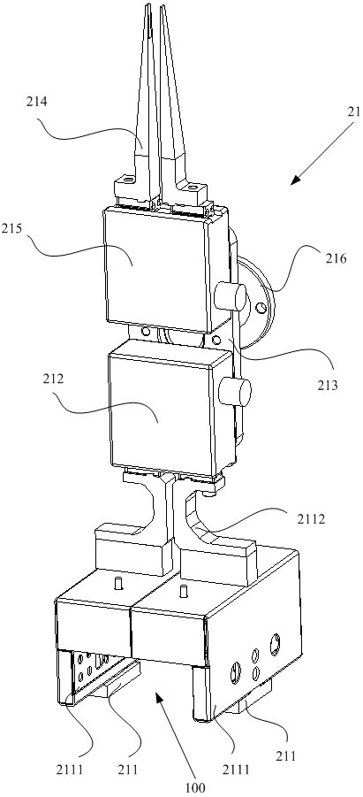 Liquid nitrogen storage device with automatic storing and taking function