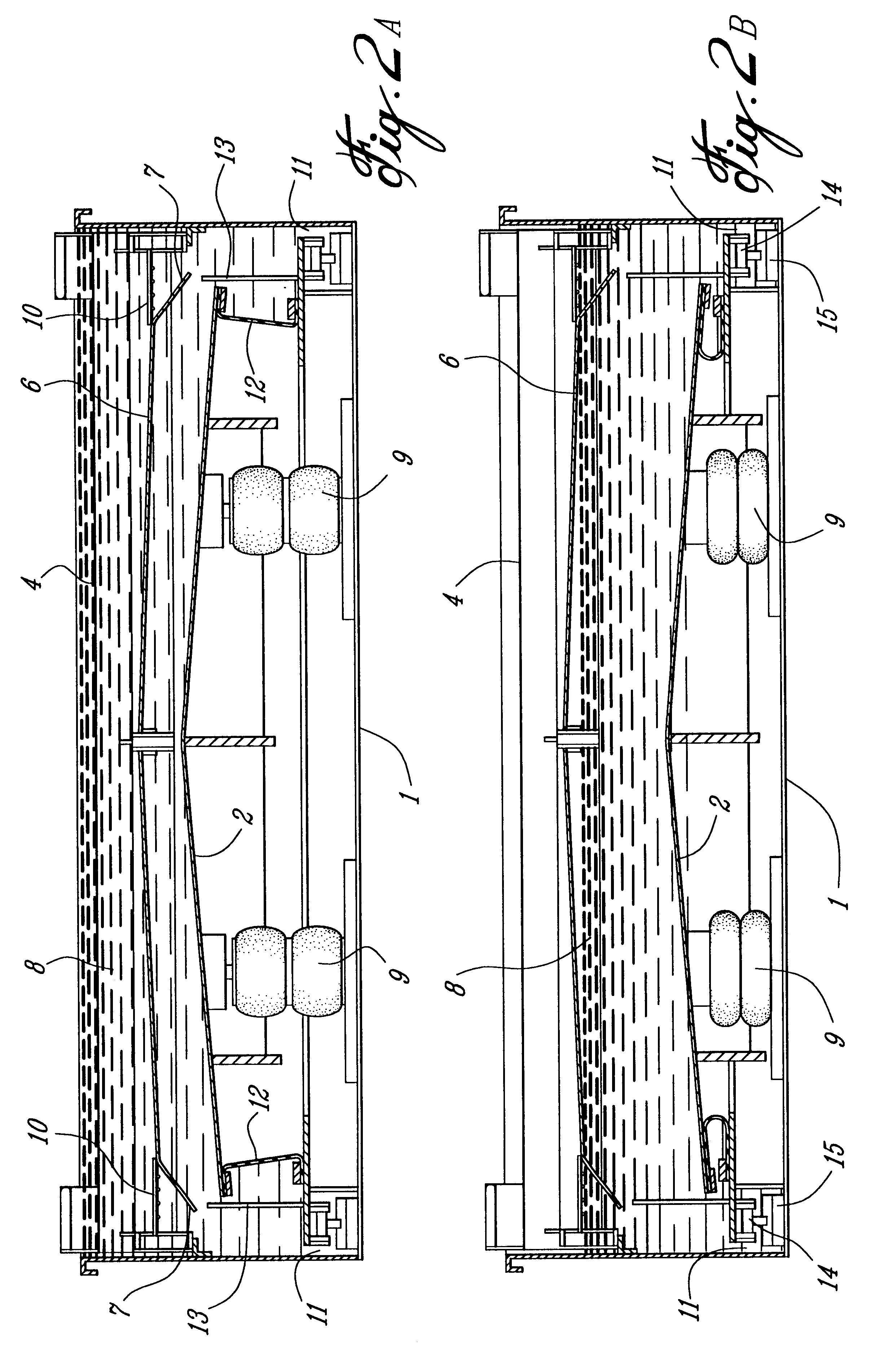 Water table with a system for modifying its interior volume and cleaning its water