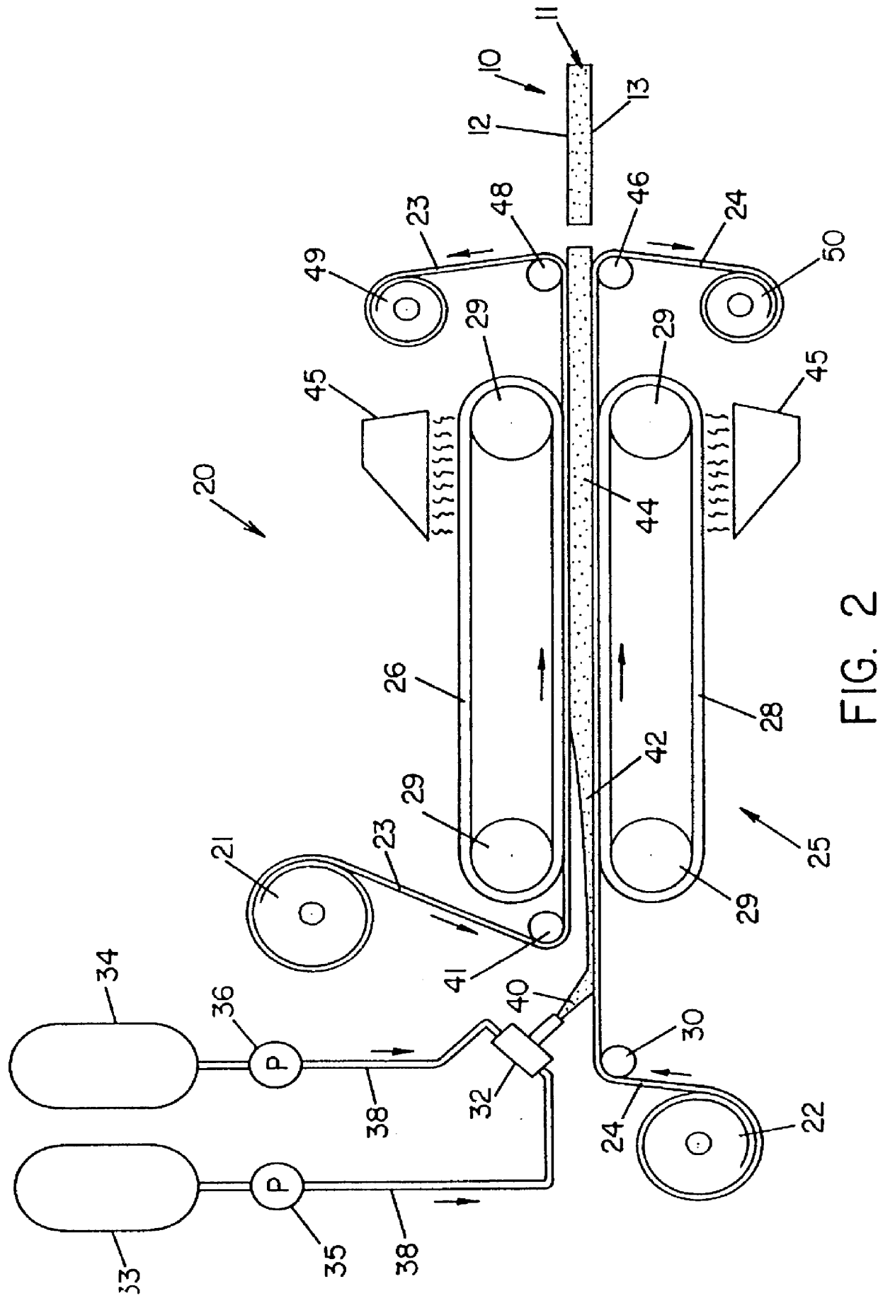 Roofing members without auxiliary facers and related methods