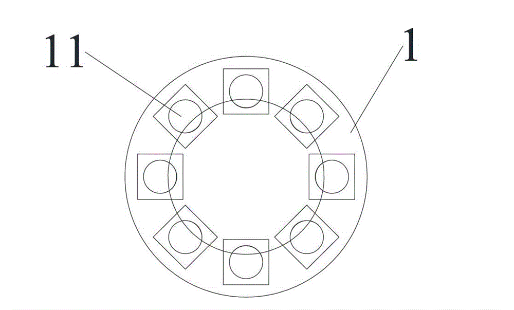 Heat conduction connector for lamp and lamp including same