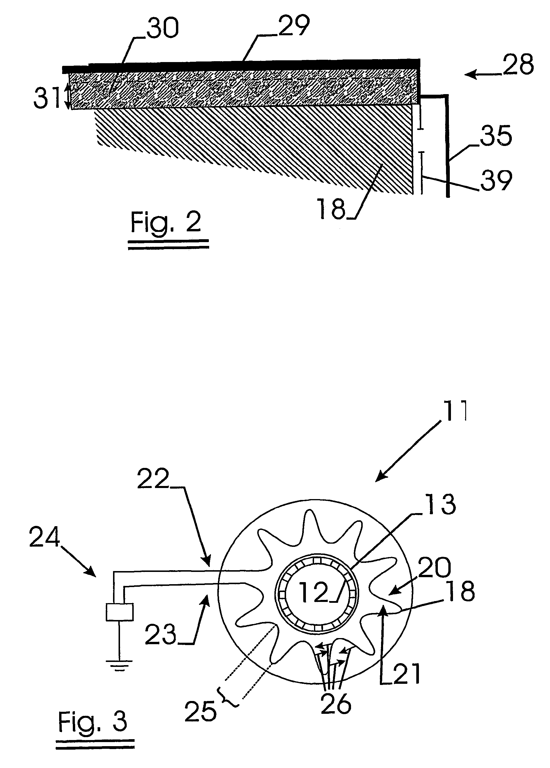 Filter element comprising pleated metal fiber fleece