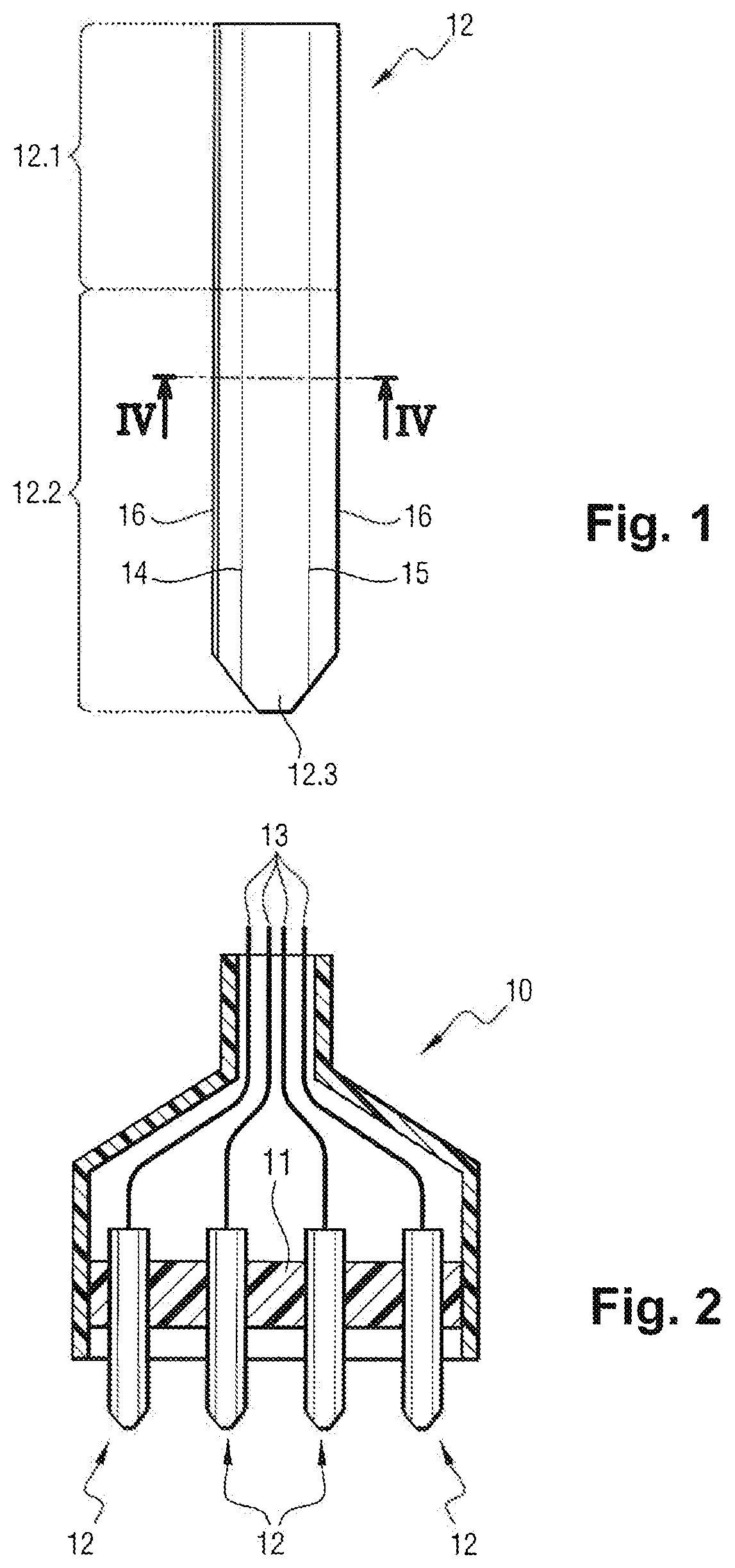 Electronic device comprising elastic connection pins