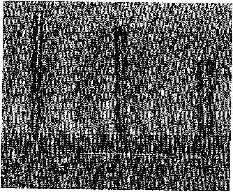 Iron-based bulk amorphous soft magnetic alloy and preparation method thereof